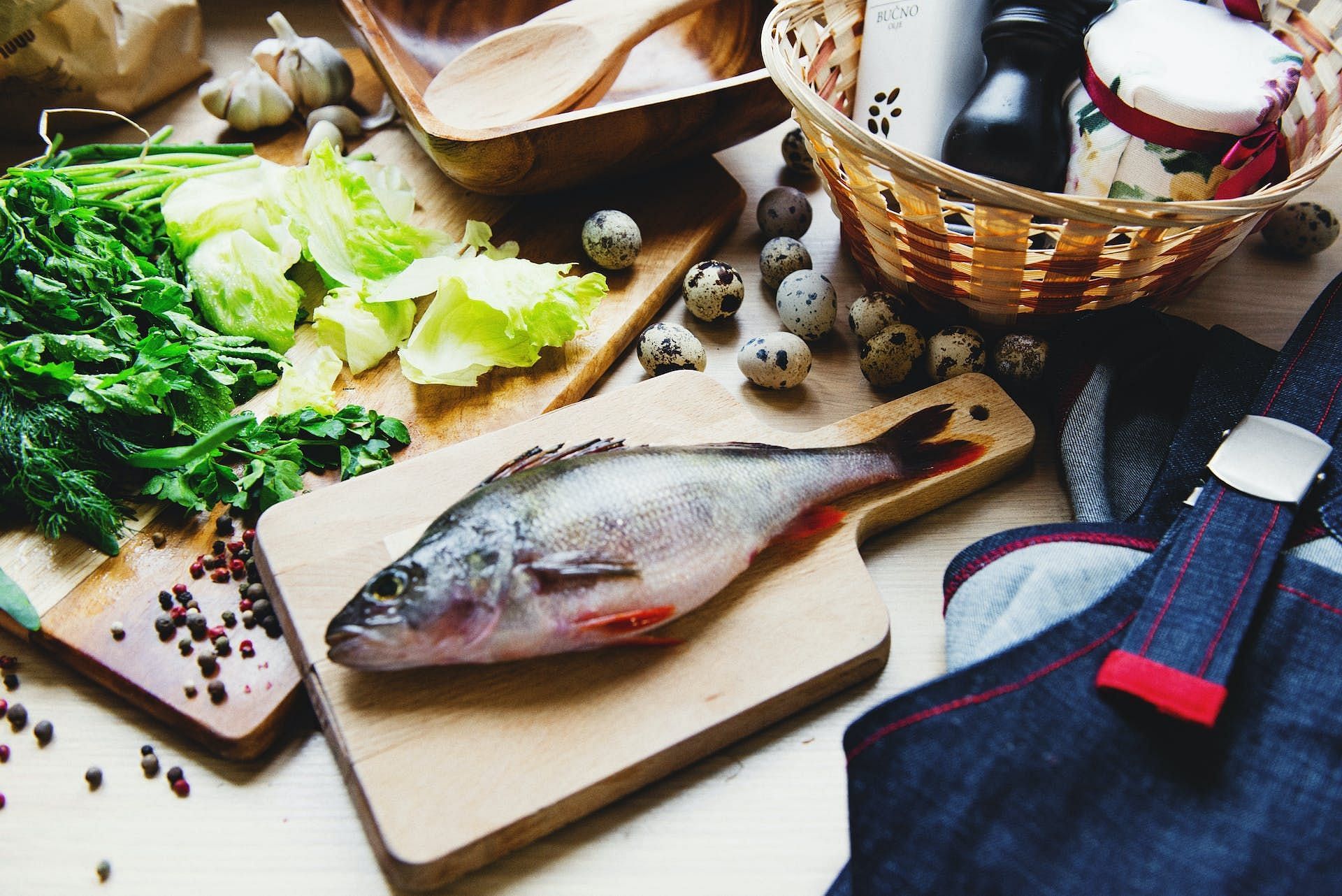 The breeding practices of Tilapia Fish raise some health concerns (Image via Pexels/Ksenia Chernaya)
